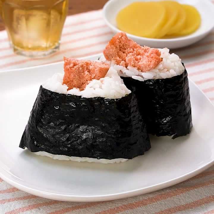 【簡単】たらこで絶品おにぎり♪贅沢でやみつきになるレシピ3選