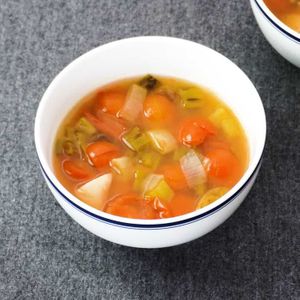 「エリンギとミニトマトのとろみスープ」のレシピ動画