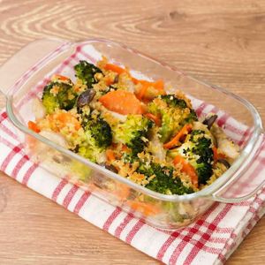 「ブロッコリーとしめじの香草パン粉焼き」のレシピ動画