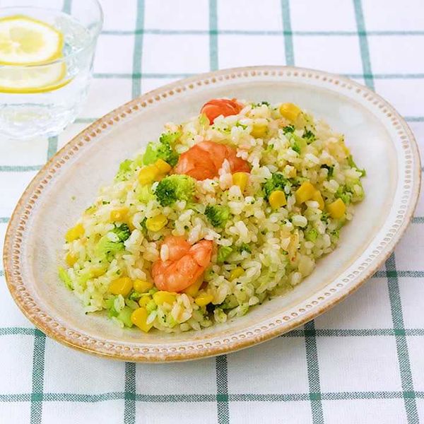 【人気ピラフレシピ】フライパン・炊飯器で！基本からアレンジ30選の人気レシピ・作り方 | デリッシュキッチン