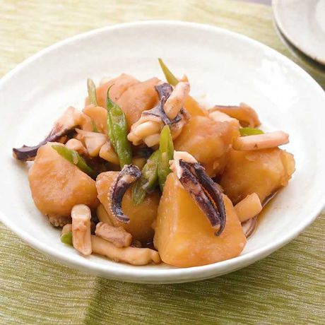 ご飯がすすむ アオリイカとじゃがいもの煮物のレシピ動画 作り方 Delish Kitchen