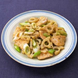 「鶏むね肉とれんこんの黒こしょう照り焼き」のレシピ動画