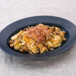 「豆腐としめじの卵炒め」のレシピ動画