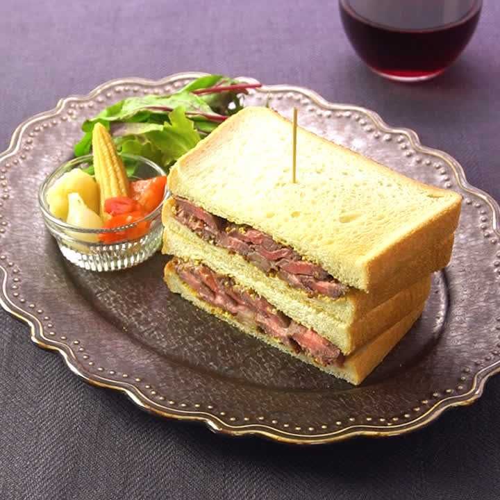 ステーキサンド