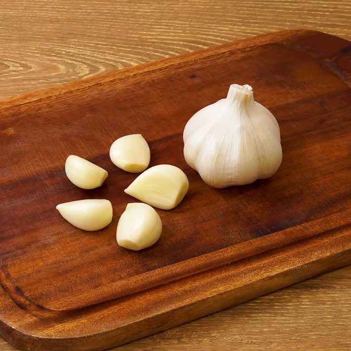 にんにくの皮むき