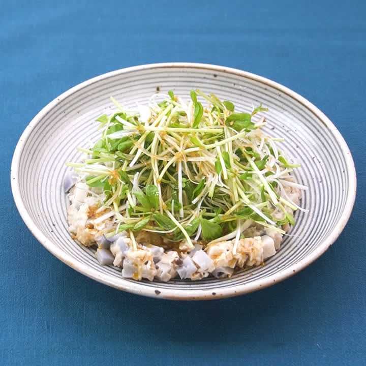 鶏ひき肉とれんこんのピリ辛レンジ蒸し