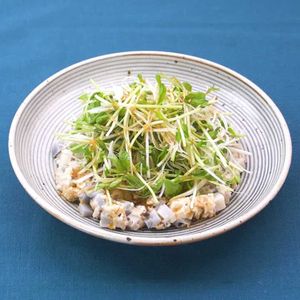 「鶏ひき肉とれんこんのピリ辛レンジ蒸し」のレシピ動画