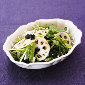「水菜とれんこんの明太海苔サラダ」のレシピ動画