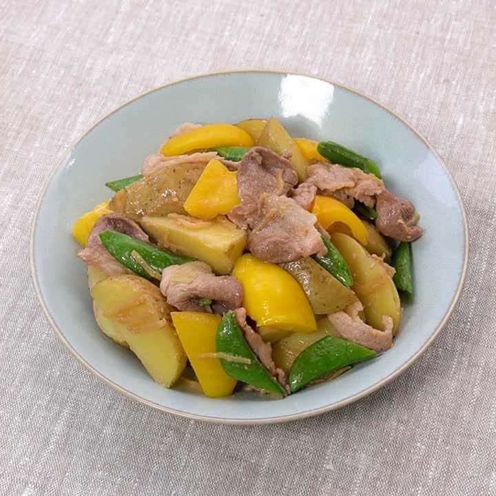 豚肉と新じゃがの生姜みそ炒め