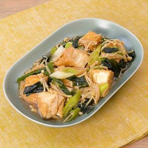 「厚揚げとねぎの旨煮」のレシピ動画