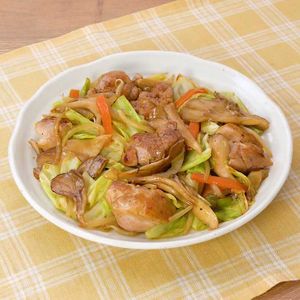 「鶏肉とまいたけの甘酢炒め」のレシピ動画