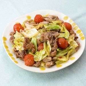 「豚肉と春キャベツのピリ辛みそ炒め」のレシピ動画