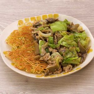 「かた焼きそばの麻婆キャベツあんかけ」のレシピ動画