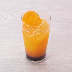 おいしいカクテルの作り方 テキーラサンライズのレシピ動画 作り方 Delish Kitchen