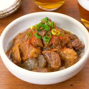 「牛すじのどて焼き風」のレシピ動画
