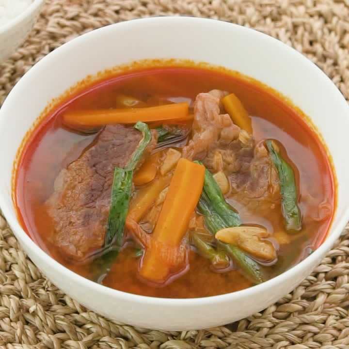 ピリ辛カルビスープ