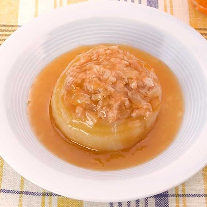 丸ごと玉ねぎの肉詰め