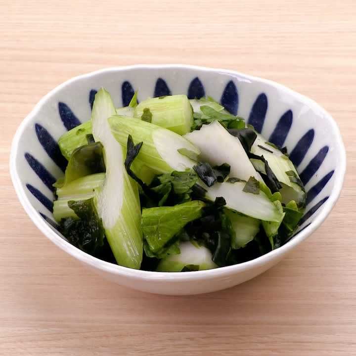 セロリとわかめの浅漬け
