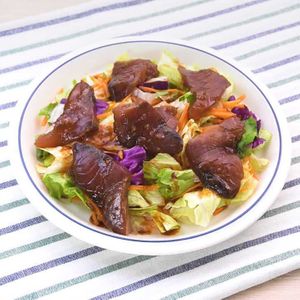 「カツオの韓国風サラダ」のレシピ動画