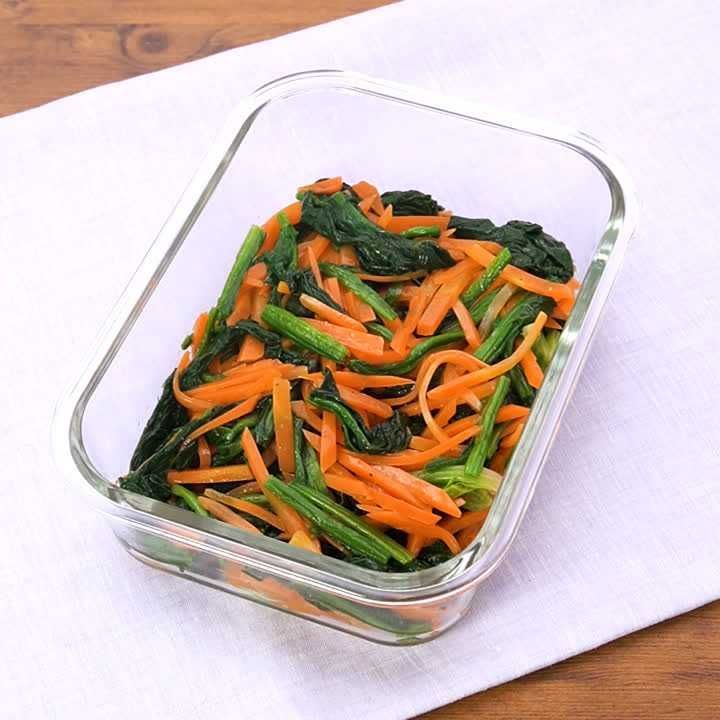 ほうれん草とにんじんのナムル