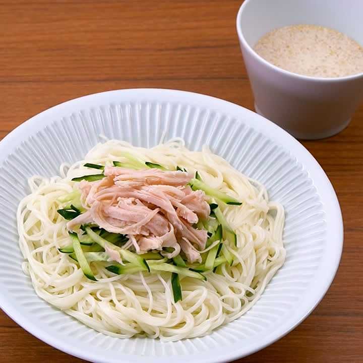 パパっと作れる 濃厚ごまだれそうめんのレシピ動画 作り方 Delish Kitchen パパっと作れる 濃厚ごまだれそうめんのレシピ動画 作り方 Delish Kitchen