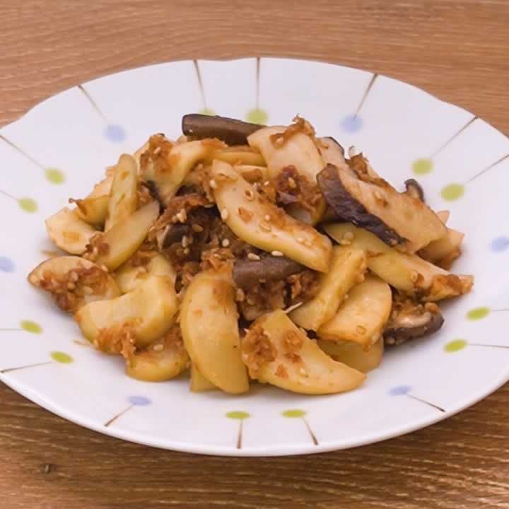 エリンギのおかかバター炒め