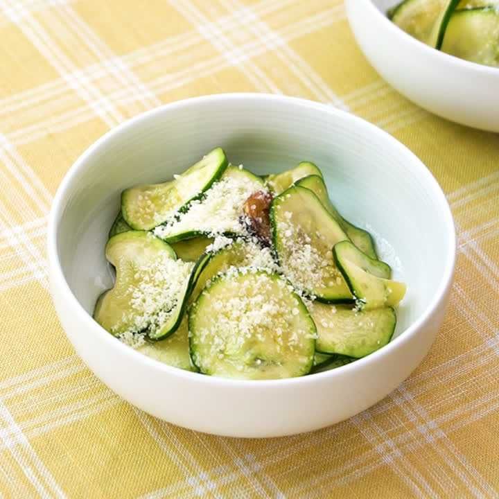 ズッキーニのガーリックオイルあえ