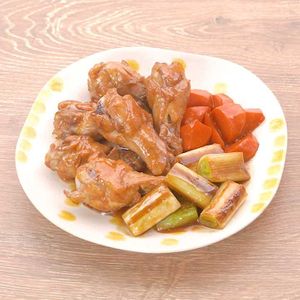 「手羽元と焼きねぎの甘辛煮」のレシピ動画