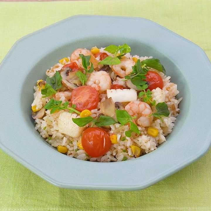 トマトシーフードピラフ