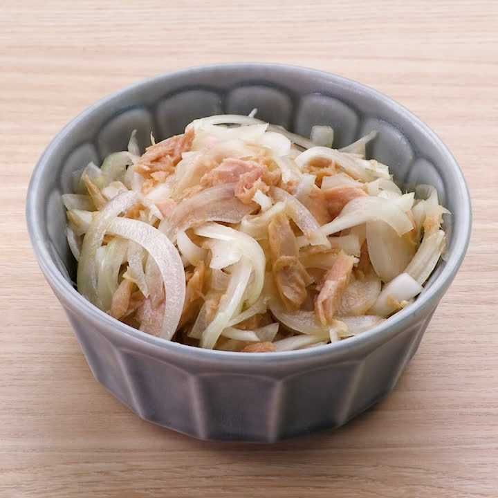 新玉ねぎとツナのやみつきサラダ