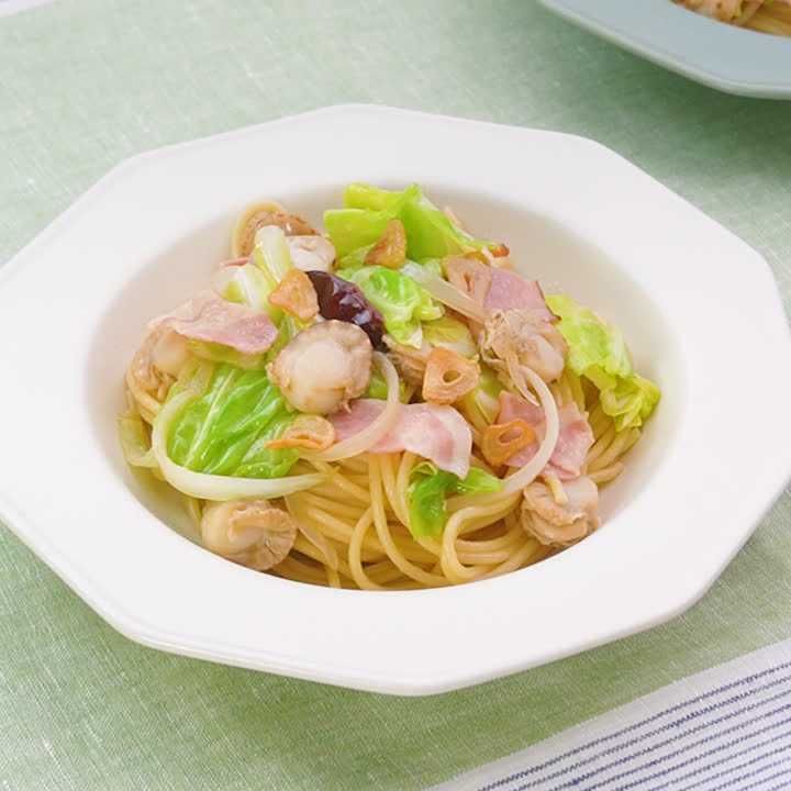 キャベツとホタテの和風ペペロンチーノ