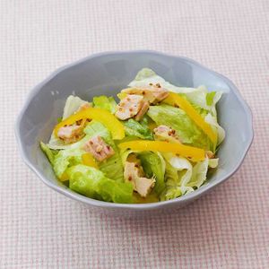 「レタスとパプリカのツナサラダ」のレシピ動画