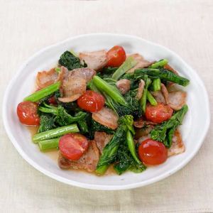 「豚肉と菜の花のにんにくみそ炒め」のレシピ動画