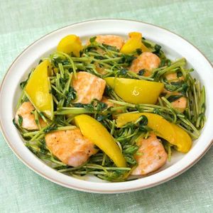 「鶏むね肉と豆苗のケチャマヨ炒め」のレシピ動画