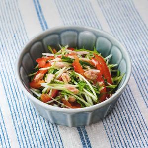 「水菜と赤パプリカのツナサラダ」のレシピ動画