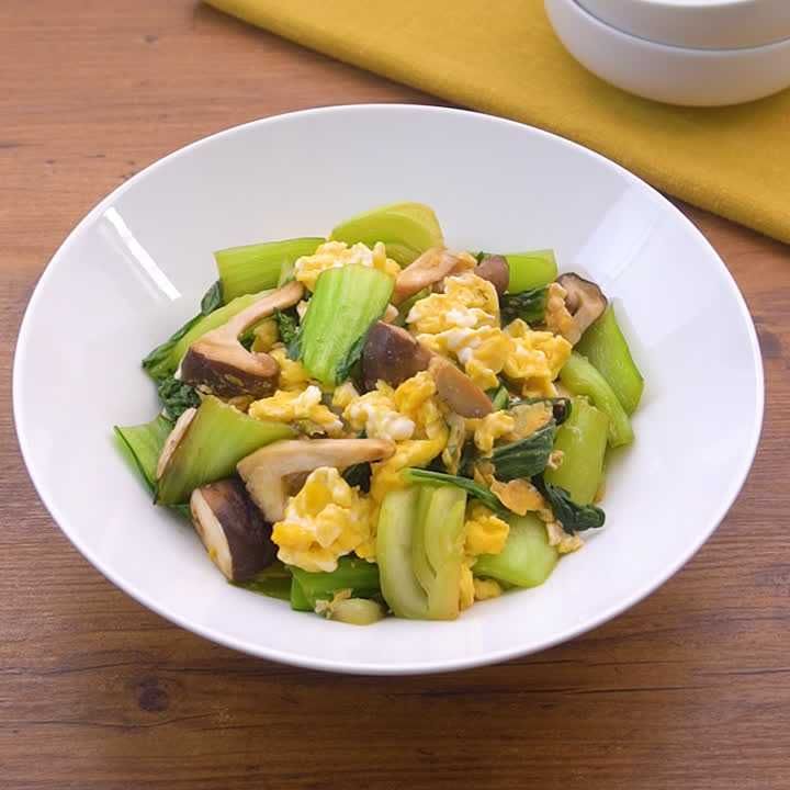 チンゲン菜としいたけの中華炒め