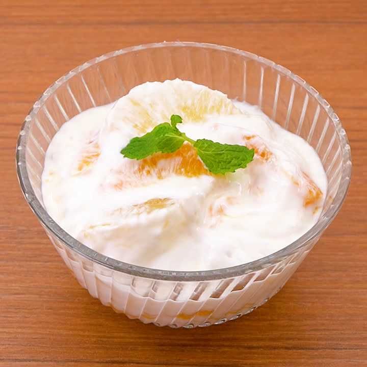 オレンジとグレープフルーツのヨーグルト和え