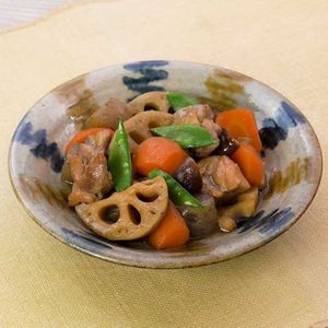 「たっぷり野菜の筑前煮」のレシピ動画