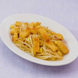 「油揚げと豆もやしのしょうがポン酢あえ」のレシピ動画