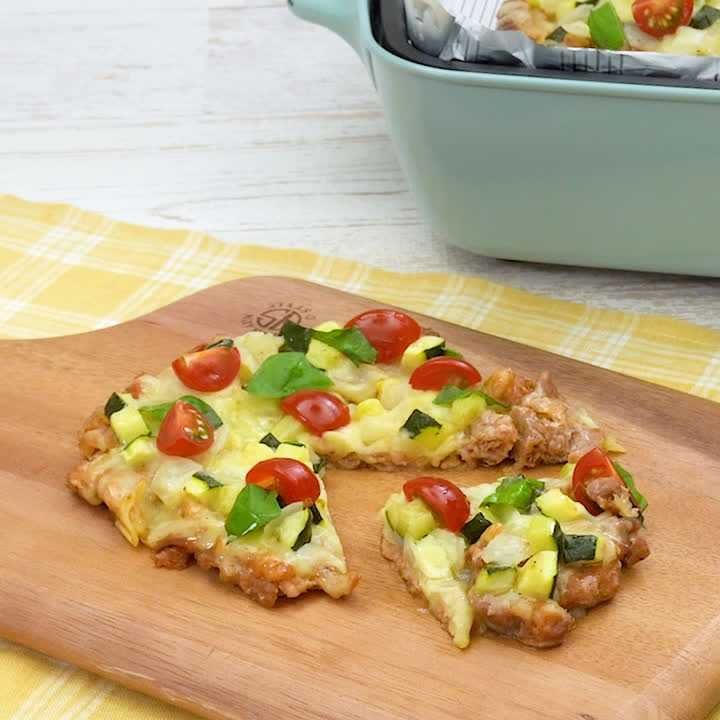 豚こまホットプレートピザ