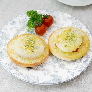 「新玉ねぎのイングリッシュマフィン」のレシピ動画