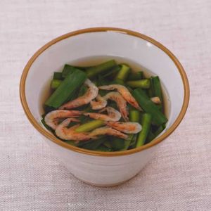 「ニラと桜えびのスープ」のレシピ動画