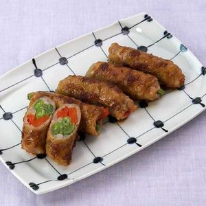 「いんげんとパプリカの肉巻きしょうが照り焼き」のレシピ動画