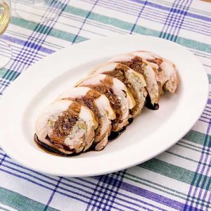 「鶏もも肉のガランティーヌ」のレシピ動画