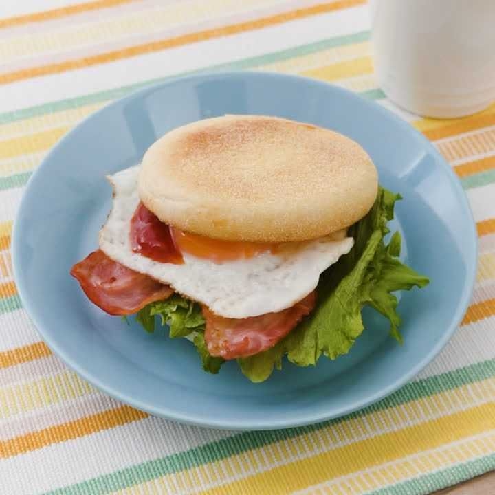 ベーコンエッグマフィン