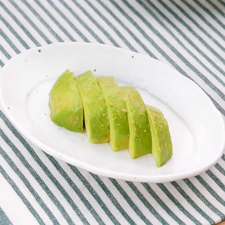 アボカドのみそ漬け