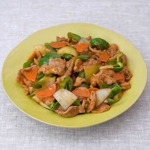 「豚肉とピーマンのケチャップ炒め」のレシピ動画