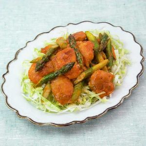 「鶏肉とアスパラのオーロラソテー」のレシピ動画