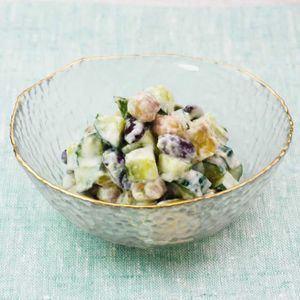 「きゅうりとアボカドのヨーグルトサラダ」のレシピ動画