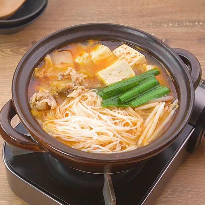 そうめんのチゲ鍋